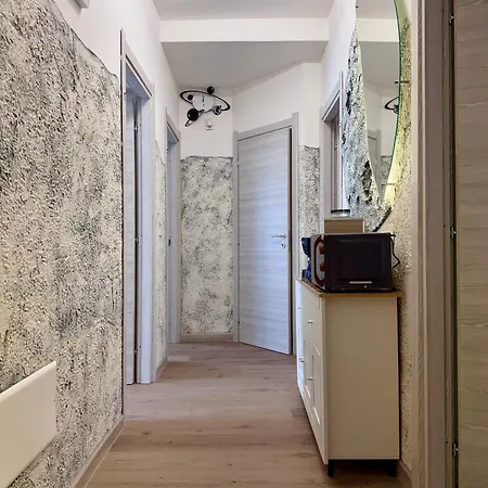 The Moon Guest house 3*