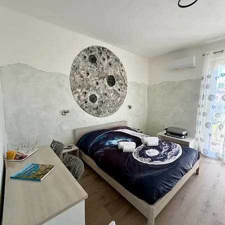 The Moon 3* Alghero